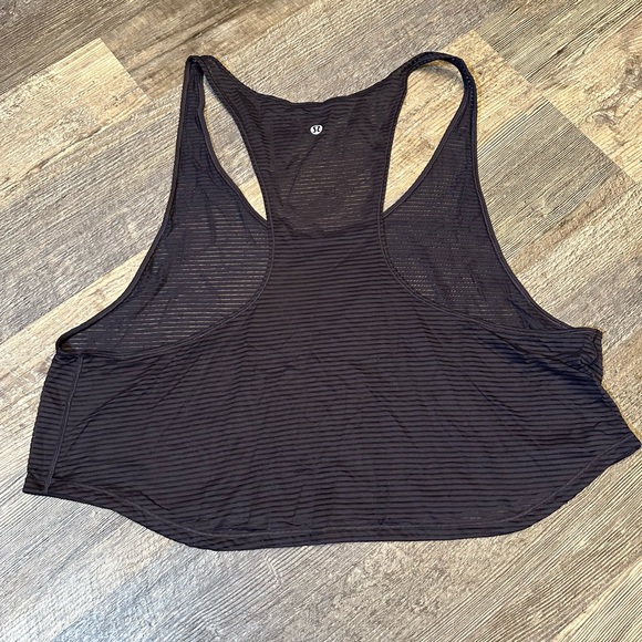 Lululemon sheer cropped tank - Picture 2 of 2
